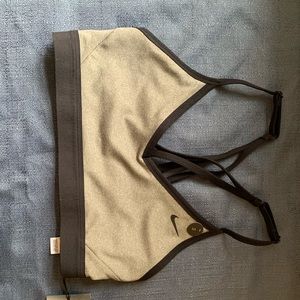 Nike INDY LIGHT BRA strappy design - light support, minimal design with Dri-Fit